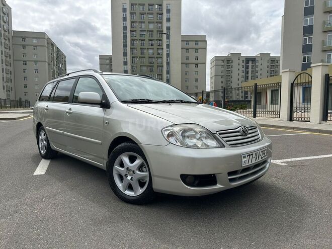Toyota Corolla 2005, 175,000 km - 1.4 л - Bakı