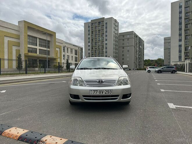 Toyota Corolla 2005, 175,000 km - 1.4 л - Bakı