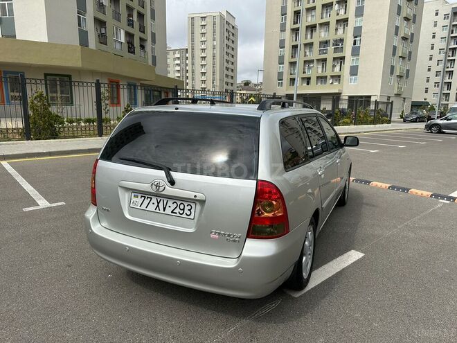 Toyota Corolla 2005, 175,000 km - 1.4 л - Bakı