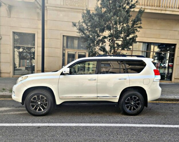 Toyota Prado 2012, 270,000 km - 3.0 l - Bakı