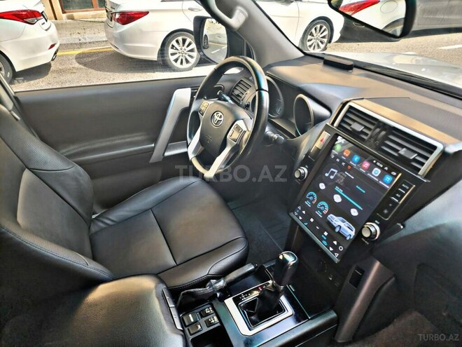 Toyota Prado 2012, 270,000 km - 3.0 l - Bakı