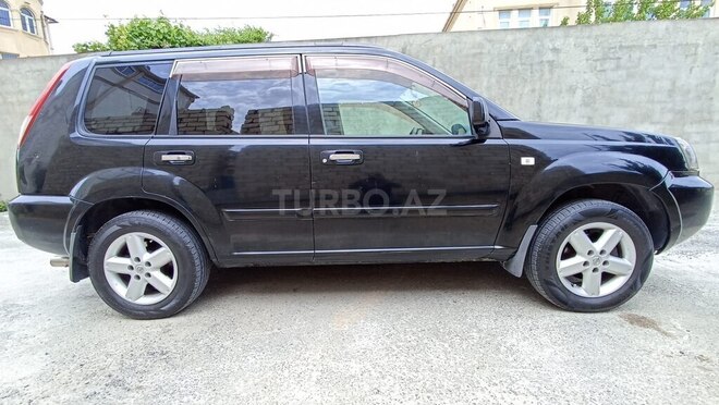 Nissan X-Trail 2004, 325,000 km - 2.0 l - Bakı
