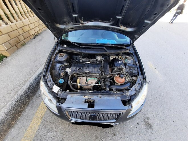 Iran Khodro Runna 2014, 300,000 km - 1.6 л - Bakı