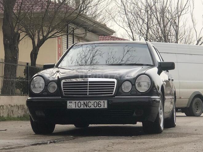 Mercedes E 280 1999, 320,000 km - 2.8 л - Bakı