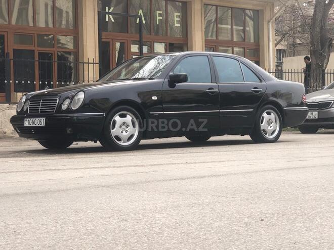 Mercedes E 280 1999, 320,000 km - 2.8 л - Bakı