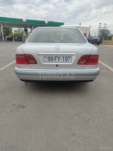 Mercedes E 230 1997, 355,230 km - 2.3 л - Bərdə