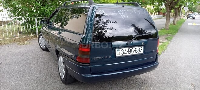 Opel Astra 1994, 265,880 km - 1.6 l - Şəki