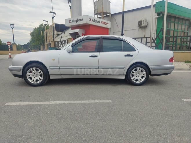 Mercedes E 230 1997, 355,230 km - 2.3 л - Bərdə