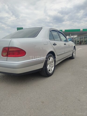 Mercedes E 230 1997, 355,230 km - 2.3 л - Bərdə