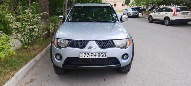 Mitsubishi L200 2008, 380,000 km - 2.5 л - Bakı