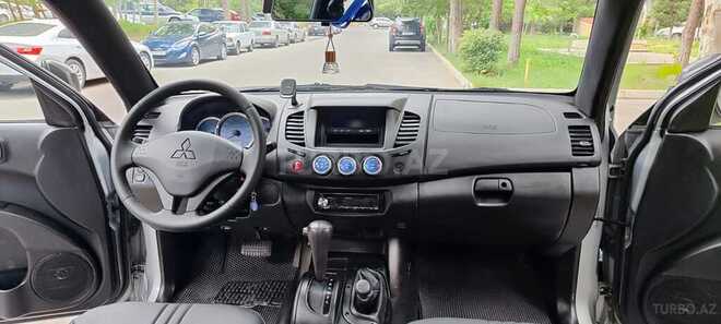 Mitsubishi L200 2008, 380,000 km - 2.5 л - Bakı