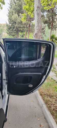 Mitsubishi L200 2008, 380,000 km - 2.5 л - Bakı
