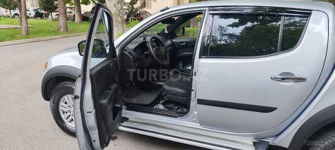 Mitsubishi L200 2008, 380,000 km - 2.5 л - Bakı