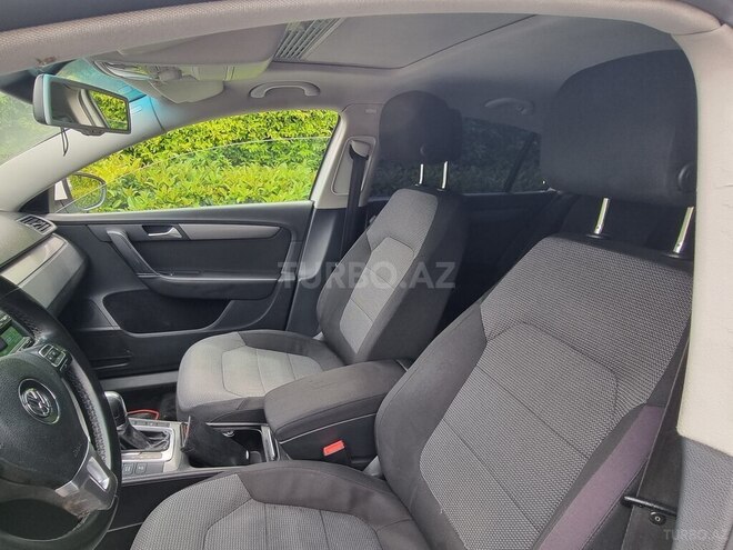 Volkswagen Passat 2012, 180,000 km - 1.8 л - Bakı
