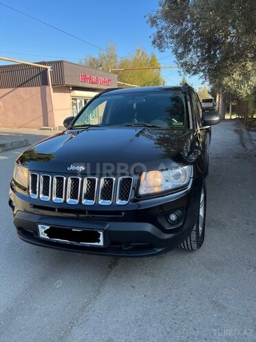 Jeep Compass 2013, 180,000 km - 2.4 l - Bakı