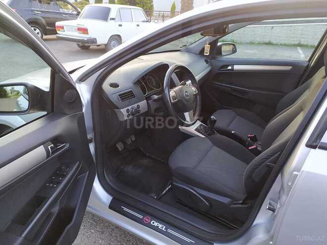 Opel Astra 2008, 204,000 km - 1.3 л - Astara