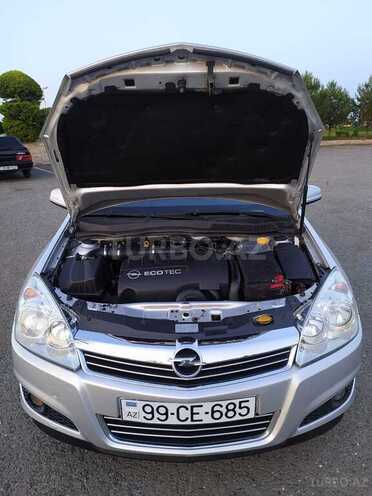 Opel Astra 2008, 204,000 km - 1.3 л - Astara