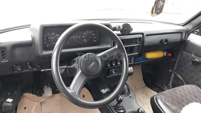 LADA (VAZ) Niva 2008, 198,700 km - 1.7 л - Salyan