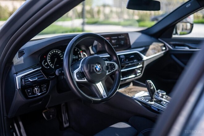 BMW 520 2018, 64,000 km - 2.0 l - Bakı
