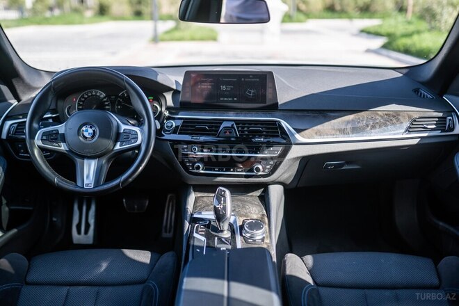 BMW 520 2018, 64,000 km - 2.0 l - Bakı