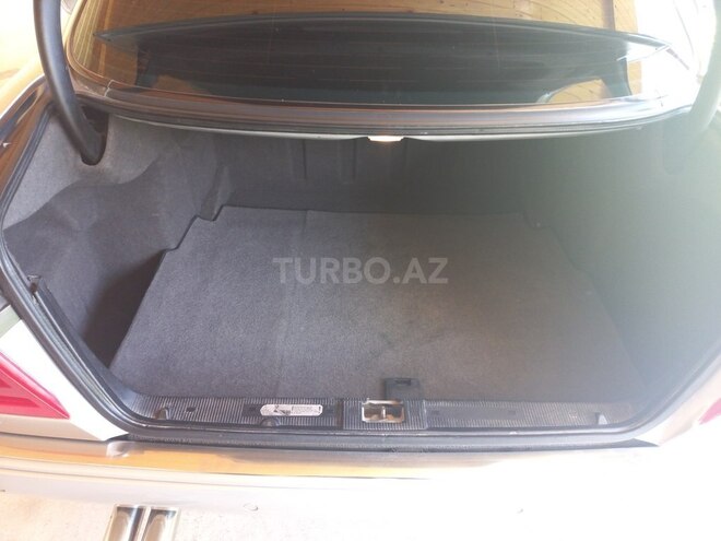Mercedes E 240 1998, 205,000 km - 2.4 л - Göyçay
