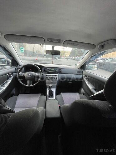 Toyota Corolla 2006, 238,000 km - 1.4 l - Bakı