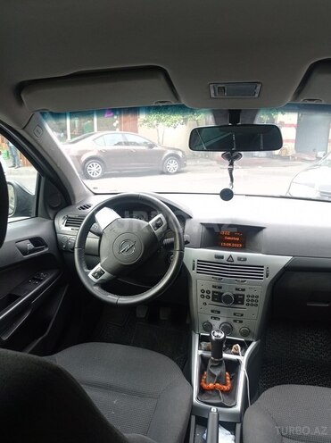Opel Astra 2009, 207,000 km - 1.4 l - Bakı