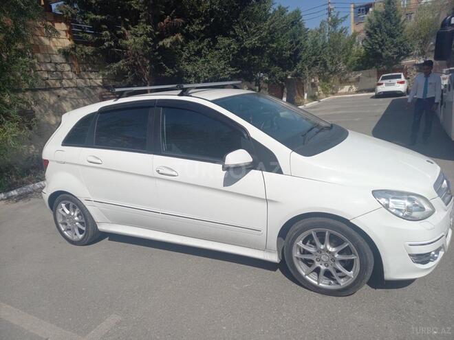 Mercedes B 170 2009, 120,000 km - 1.7 l - Sumqayıt