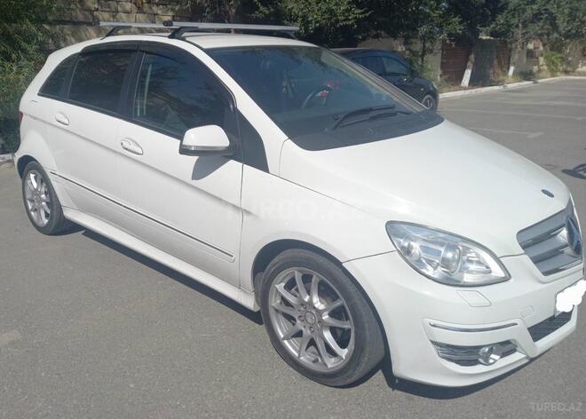 Mercedes B 170 2009, 120,000 km - 1.7 l - Sumqayıt