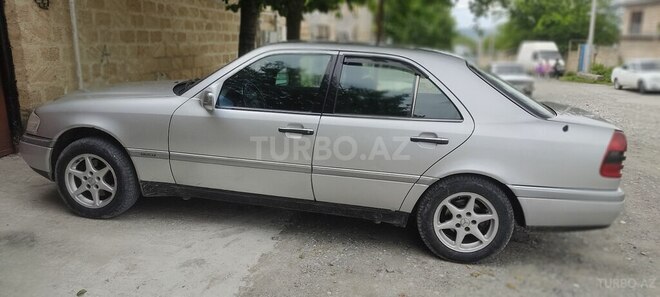Mercedes C 180 1996, 500,000 km - 1.8 l - İsmayıllı