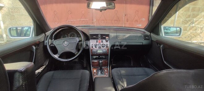 Mercedes C 180 1996, 500,000 km - 1.8 l - İsmayıllı