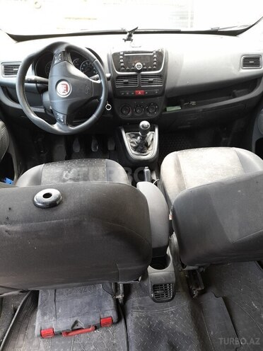 Fiat Doblo 2010, 260,000 km - 1.4 l - Bakı