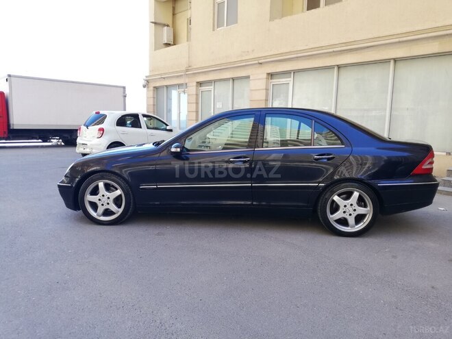 Mercedes C 240 2001, 249,800 km - 2.6 l - Bakı