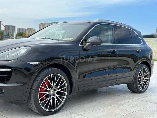 Porsche Cayenne Turbo 2012, 112,500 km - 4.8 l - Bakı