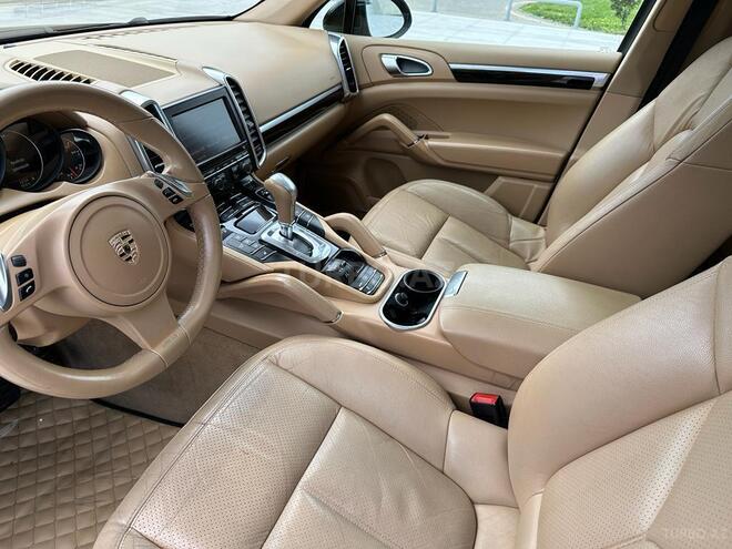 Porsche Cayenne Turbo 2012, 112,500 km - 4.8 l - Bakı