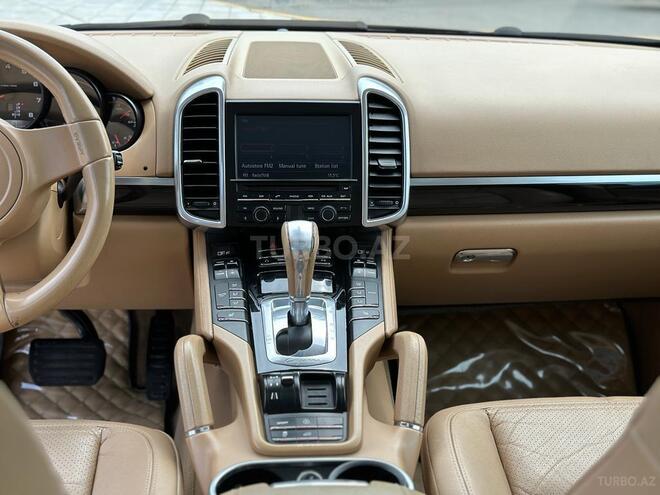 Porsche Cayenne Turbo 2012, 112,500 km - 4.8 l - Bakı