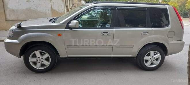 Nissan X-Trail 2003, 301,157 km - 2.0 л - Bakı