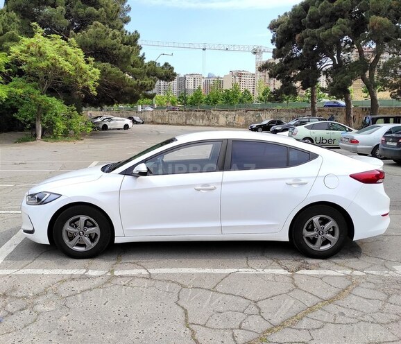 Hyundai Elantra 2017, 33,500 km - 1.6 l - Bakı