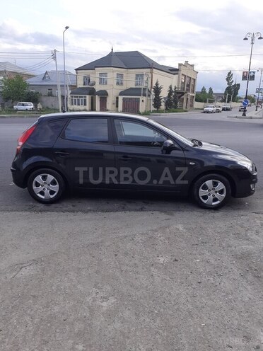 Hyundai i30 2009, 189,000 km - 1.4 л - Quba