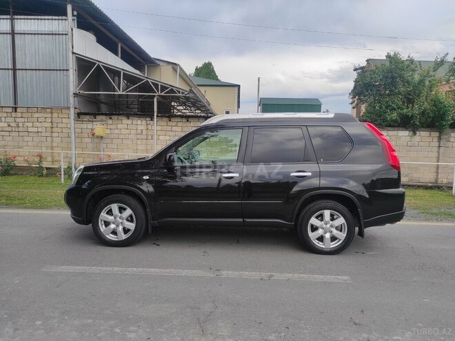 Nissan X-Trail 2008, 214,124 km - 2.5 l - Qax