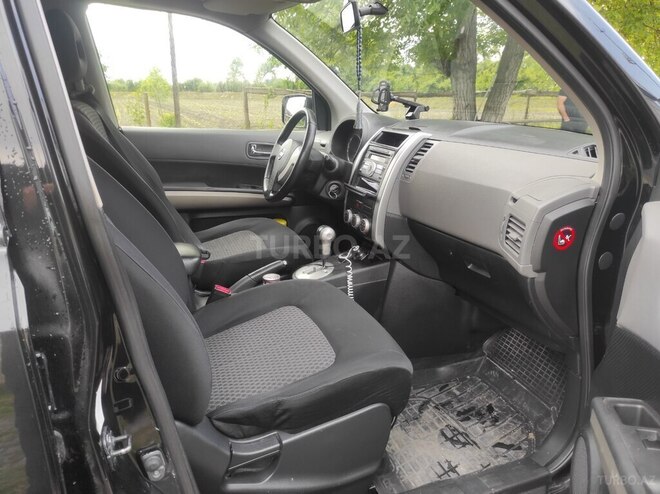Nissan X-Trail 2008, 214,124 km - 2.5 l - Qax