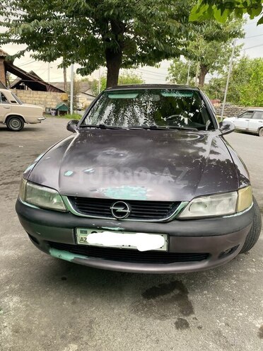Opel Vectra 1996, 85,000 km - 1.8 l - Zaqatala