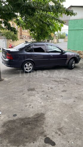 Opel Vectra 1996, 85,000 km - 1.8 l - Zaqatala