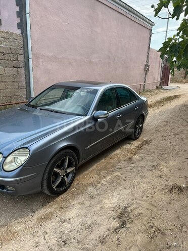 Mercedes E 240 2002, 246,775 km - 2.6 л - Bakı