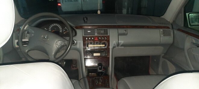 Mercedes E 220 2001, 371,073 km - 2.2 l - Bakı