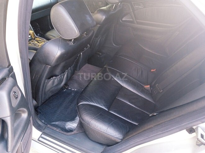 Mercedes E 220 1999, 39,485 km - 2.2 l - Bərdə
