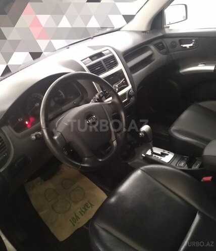 Kia Sportage 2009, 129,000 km - 2.0 l - Bakı