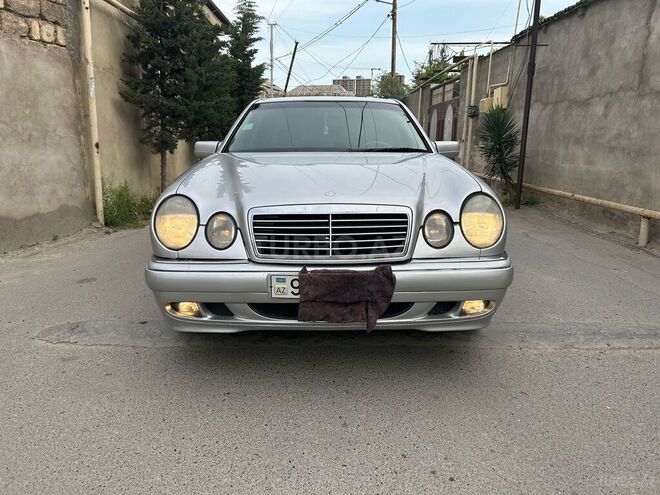 Mercedes E 240 1999, 237,746 km - 2.4 l - Bakı