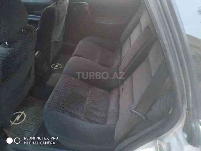 Opel Vectra 1996, 250,000 km - 1.6 l - Bakı