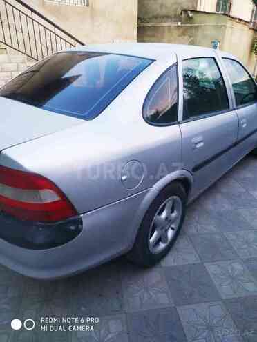 Opel Vectra 1996, 250,000 km - 1.6 l - Bakı
